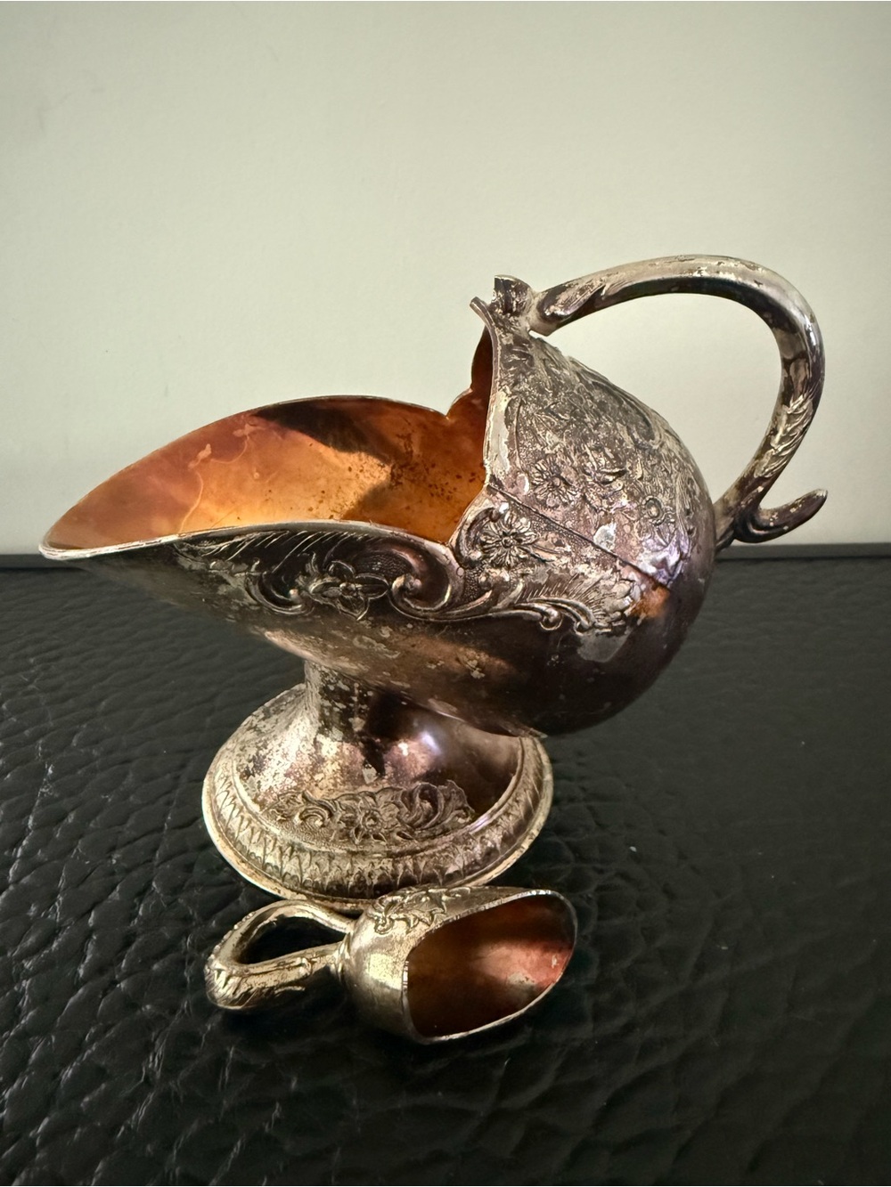 Vintage Floral Silver Plated Zinc Alloy Scuttle
Sugar Scoop's